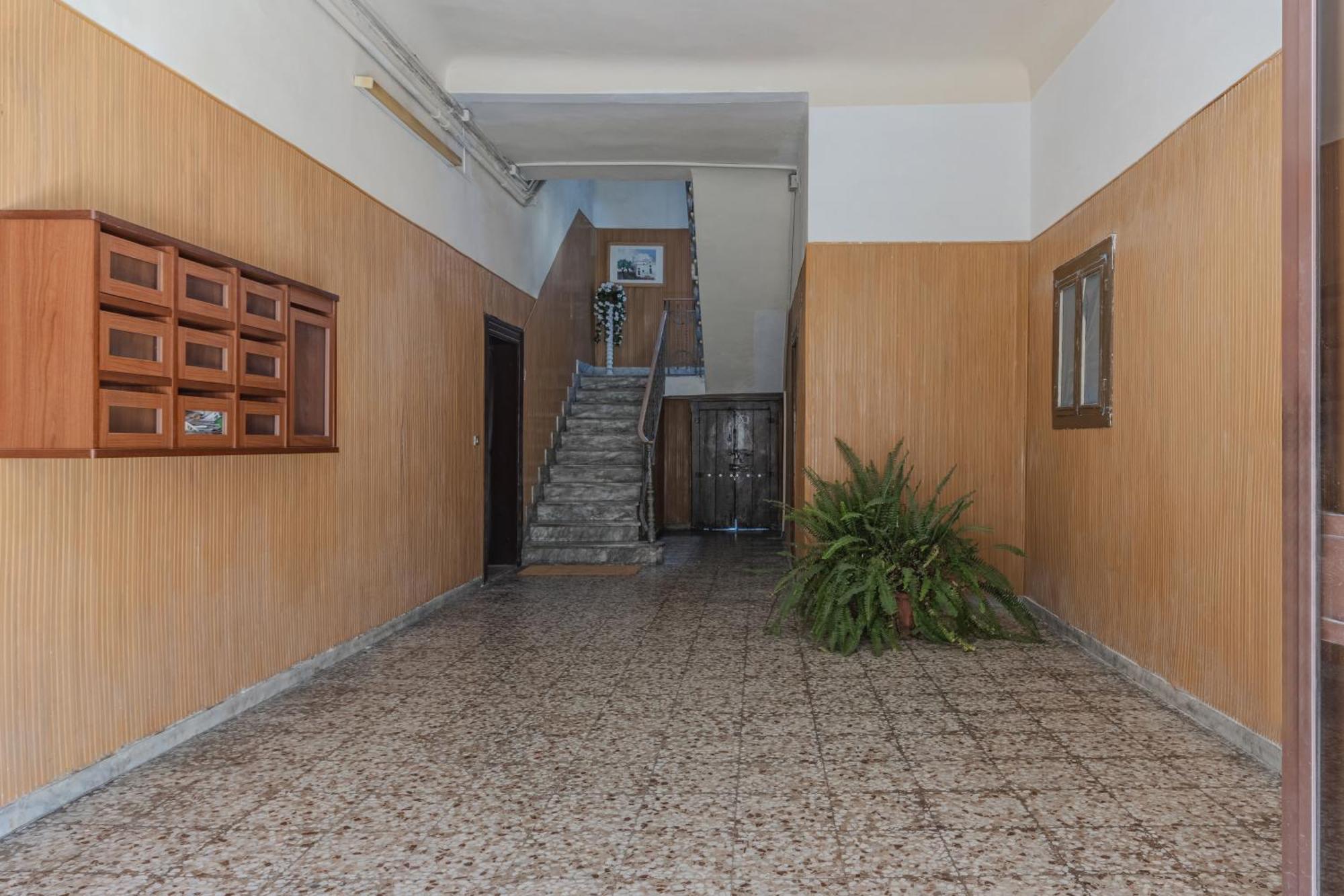 Eritrean Terrace Apartment Бари Екстериор снимка