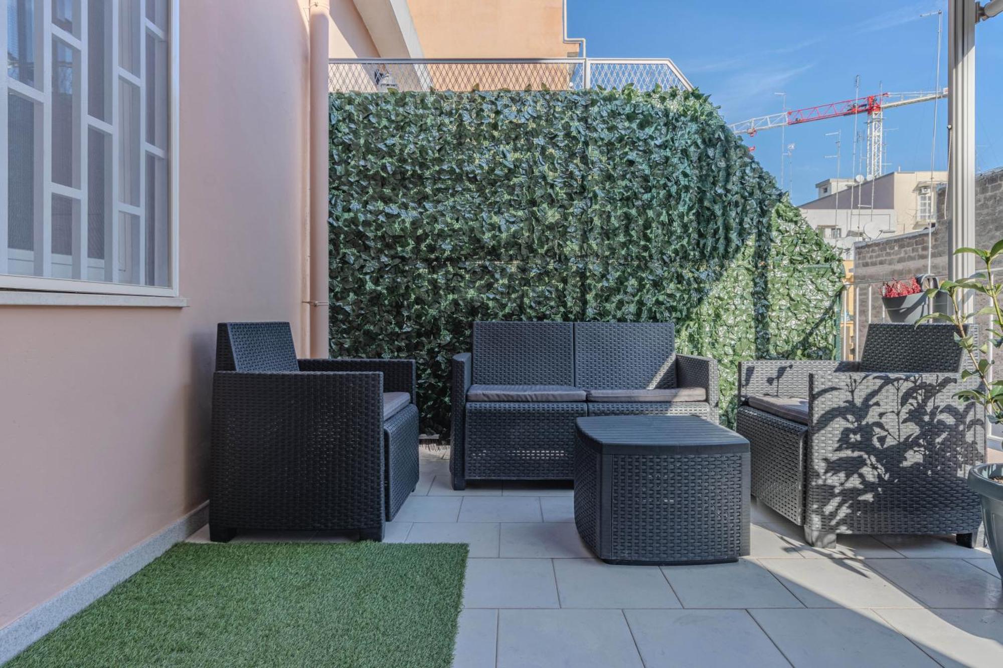 Eritrean Terrace Apartment Бари Екстериор снимка